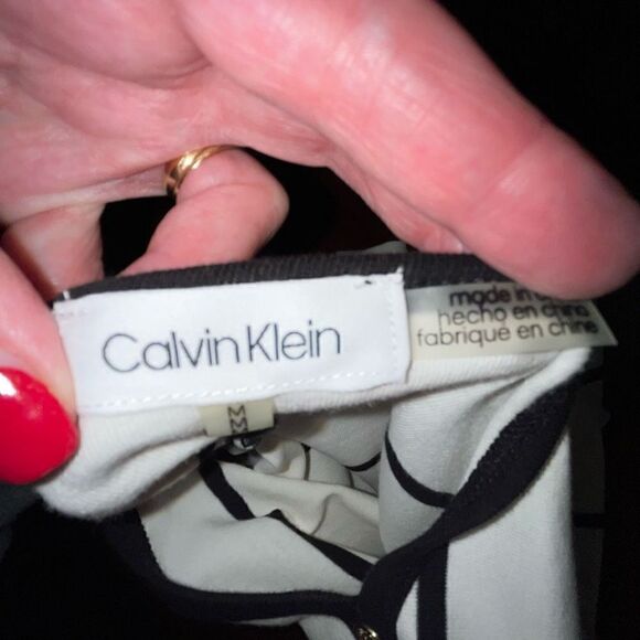 Calvin Klein white black striped top NWT medium - Picture 4 of 7